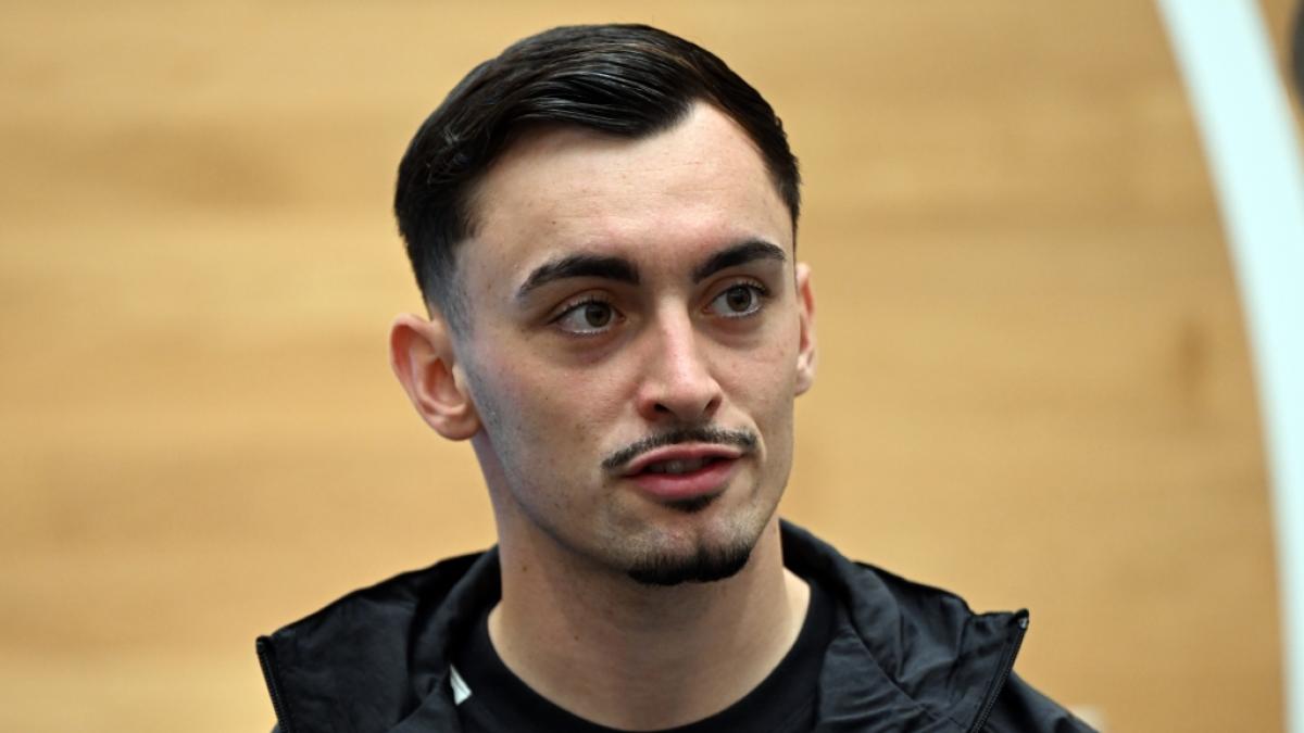 Der Mainzer Mittelfeldspieler wurde im August 2025 erstmals in die A-Nationalmannschaft berufen. (Foto)
