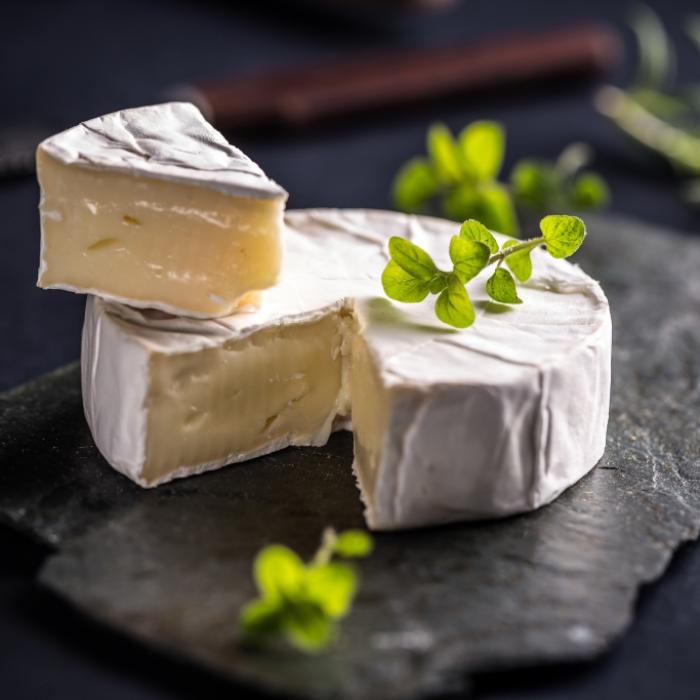 Fieber und Kopfschmerzen möglich! Dieser Käse wird jetzt zurückgerufen