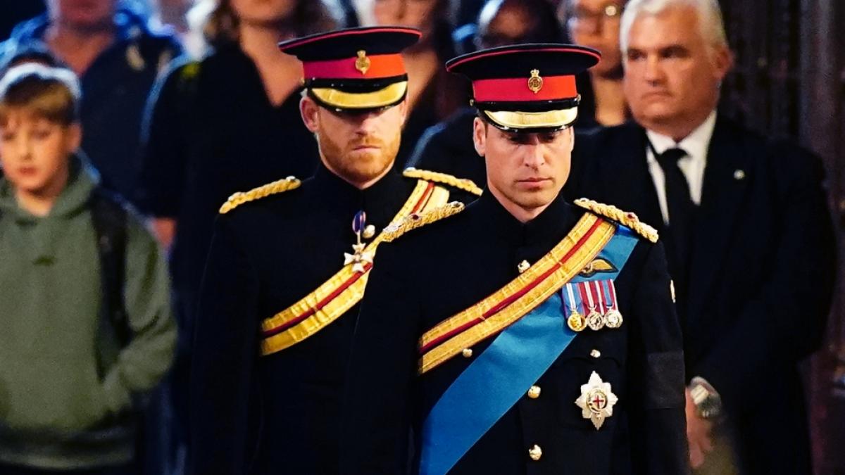 Die Anschuldigungen, die Prinz Harry gegen seinen &auml;lteren Bruder William in seinen Memoiren "Spare" vorbringt, haben es in sich. (Foto)