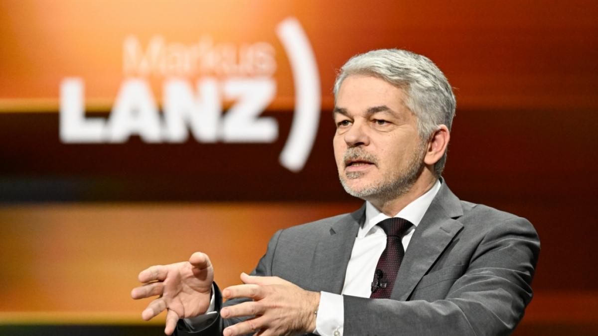 Milit&auml;rexperten Carlo Masala spricht bei "Markus Lanz" &uuml;ber das Ende des Ukraine-Kriegs. (Foto)