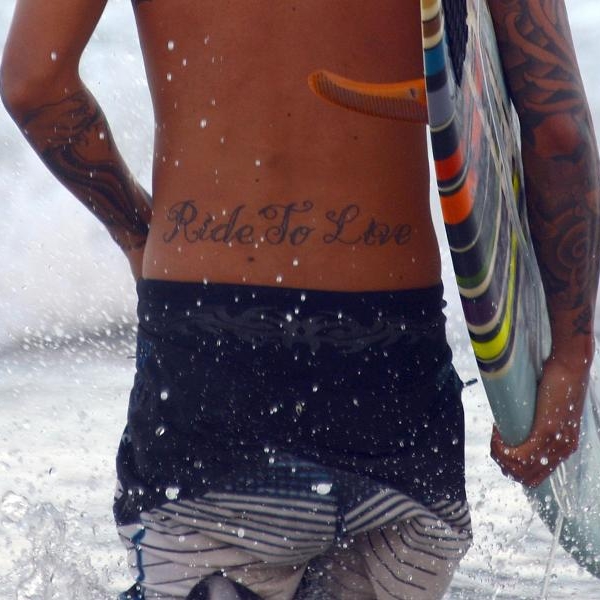 Vorsicht! So lange darf keine Sonne ans frische Tattoo