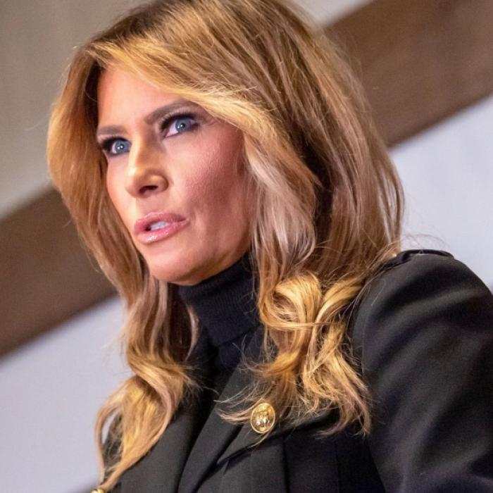 Letzte Party vor der Trennung? Melania kam im sündhaft teuren Luxus-Fummel