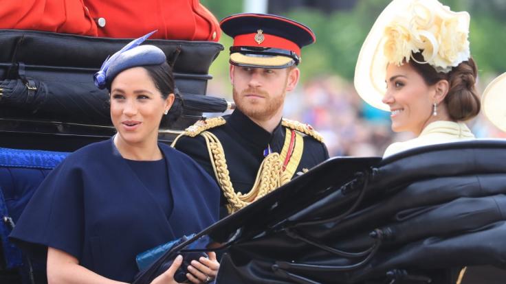 Meghan Markle verabschiedet sich nach ihrem Auftritt bei