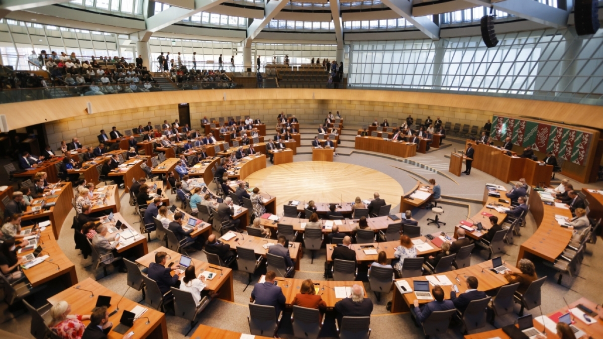Im Landtag von Nordrhein-Westfalen wurde namentlich abgestimmt (Symbolbild). (Foto)