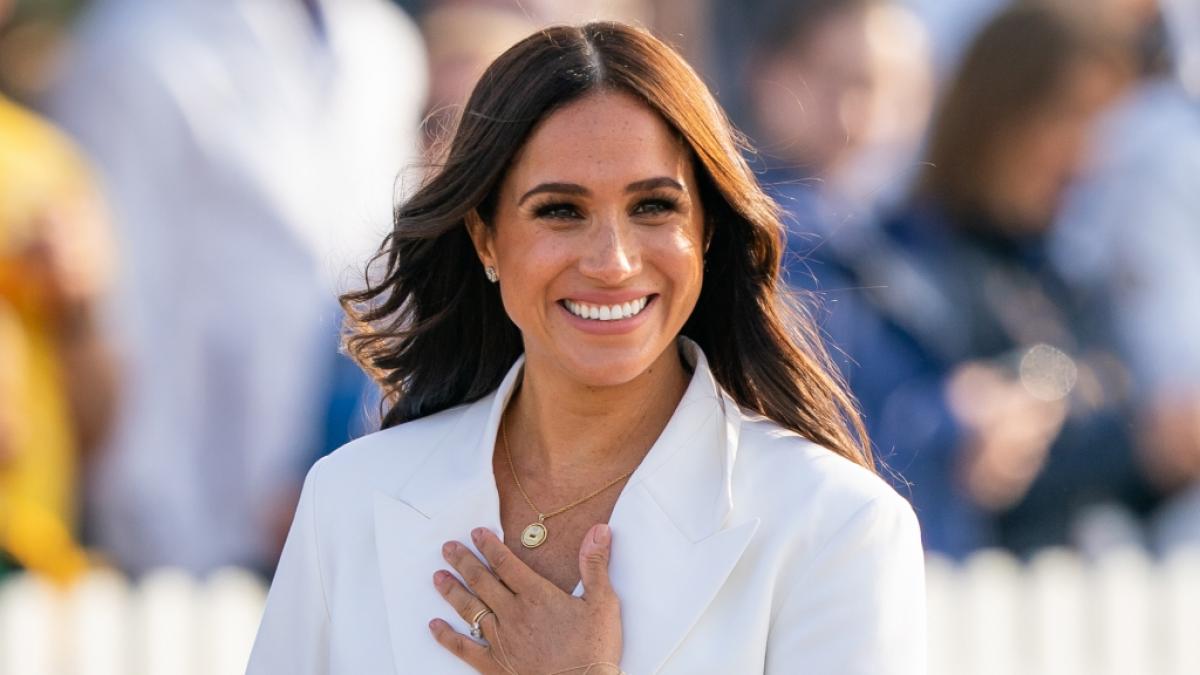 Ohne ihren Ehemann Prinz Harry an ihrer Seite zeigt die sonst so selbstbewusste Meghan Markle pl&ouml;tzlich bislang ungeahnte Wesensz&uuml;ge. (Foto)