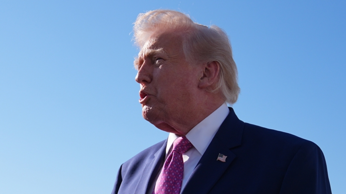 Nach Jahren der Funkstille wagt Donald Trump sein Comeback beim wichtigsten Society-Event der US-Politik &ndash; doch ausgerechnet dort k&ouml;nnte es f&uuml;r ihn richtig unangenehm werden. (Foto)