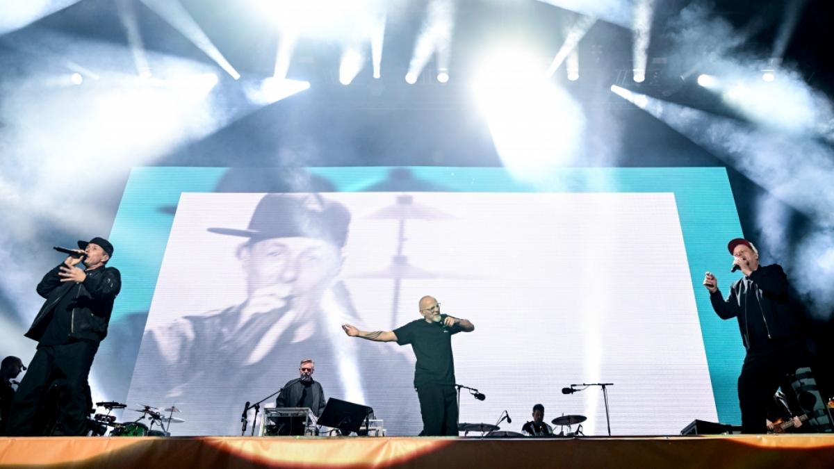 Die Fantastischen Vier performen auf der B&uuml;hne. (Foto)
