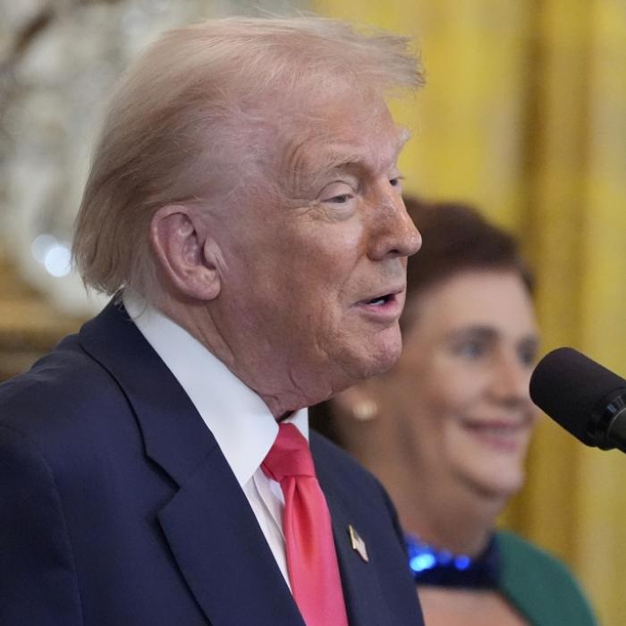 Ex-Trump-Berater angeklagt - Er soll 12-Jährige missbraucht haben