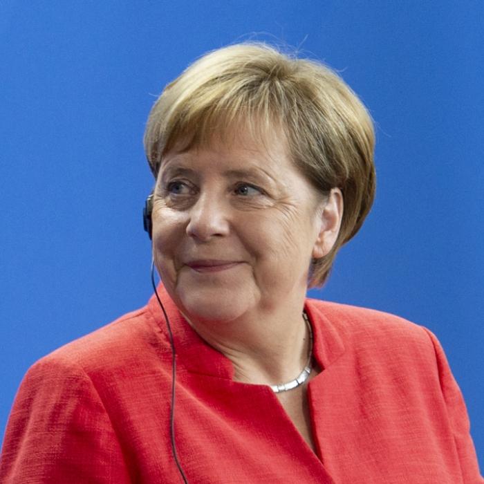 Kein Witz! DAS sagt die Bundesregierung zu Alien-Kontakt