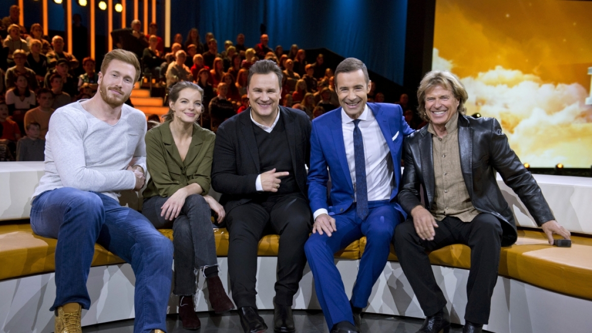 Christoph Harting, Yvonne Catterfeld, Guido Maria Kretschmer, Gastgeber Kai Pflaume und Hansi Hinterseer. (Foto)