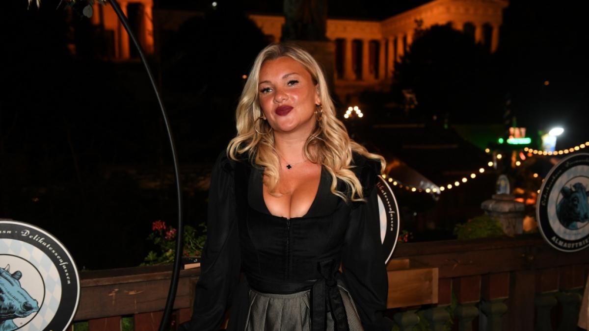Evelyn Burdecki berichtet von peinlichem Date: Porsche-Fahrer wollte nicht bezahlen (Foto)