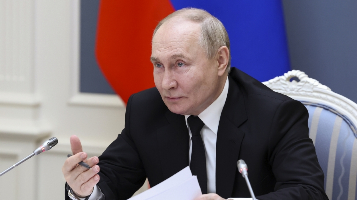Wladimir Putin soll nur noch mit kugelsicherer Weste auftreten. (Foto)