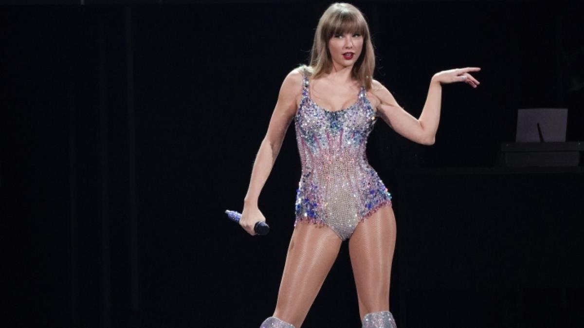 S&auml;ngerin Taylor Swift tritt zum Auftakt ihrer Eras-Tour im State Farm Stadium auf. (Foto)
