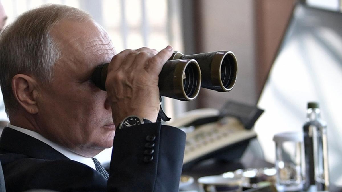 Muss sich Wladimir Putin jetzt auch noch gegen UFO-Angriffe r&uuml;sten? (Foto)