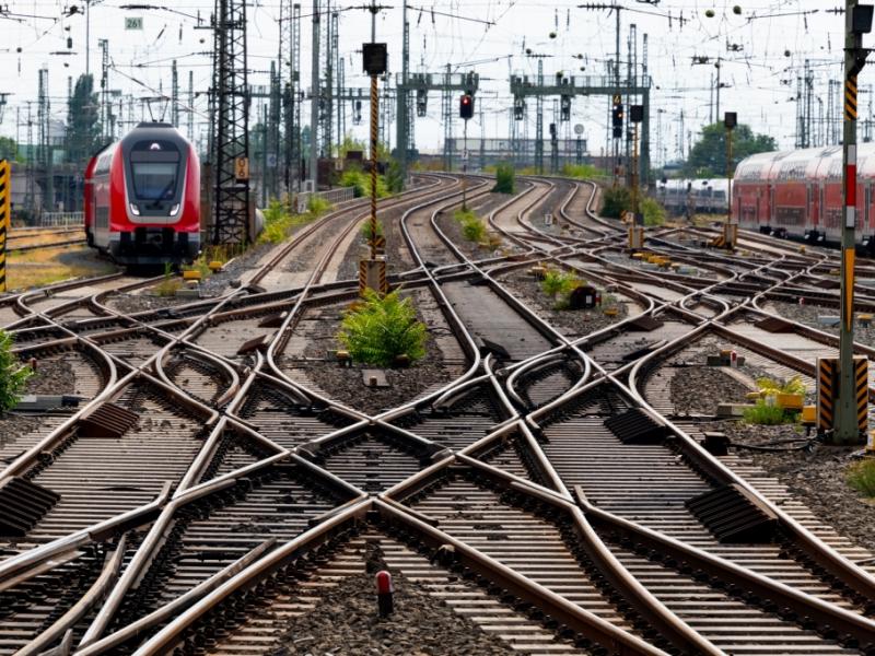 Bahn: Notruf-Problem legt Norwegens Zugverkehr lahm