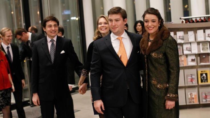 Prinzessin Alexandra von Luxemburg (r.) mit ihrem jüngeren Bruder Prinz Sébastien.