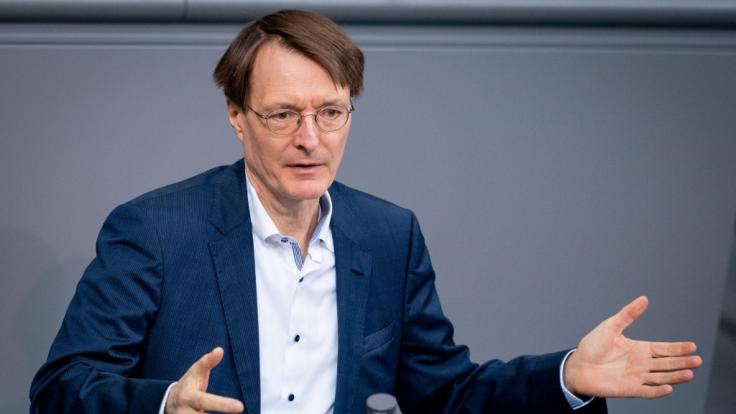 Karl Lauterbach warnt vor der Corona-Mutation.