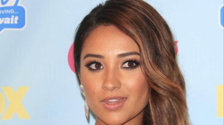 Shay Mitchell postete ein fast hüllenloses Foto auf Instagram - und brachte ihre Fans zum Weinen.