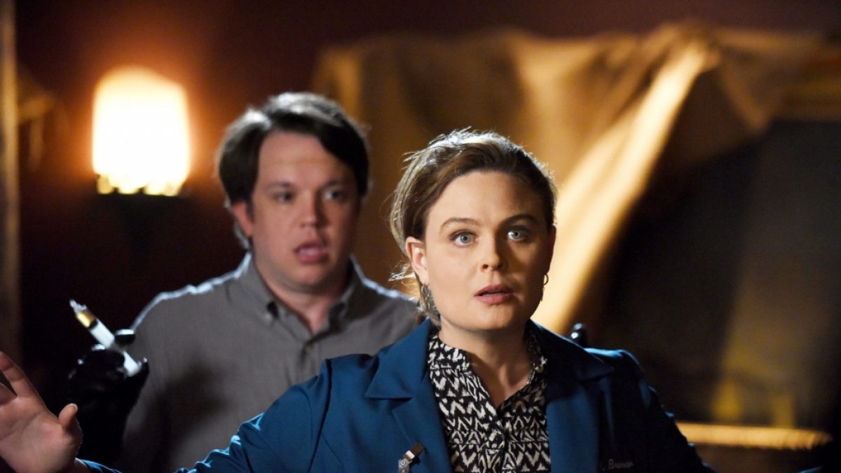 Brennan (Emily Deschanel) befindet sich in der Gewalt von ihrem ehemaligen Mitarbeiter Addy (Eric Millegan). Kann Booth seine Kollegin retten? (Foto)