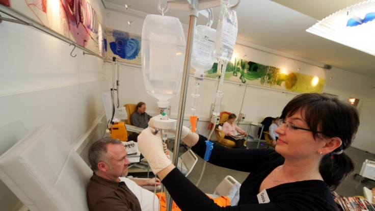 Neue Behandlungsmethoden gegen Krebs könnten klassische Methoden wie Chemotherapie bald überflüssig machen.