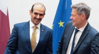 2026 soll die Lieferung von Erdgas aus Katar nach Deutschland beginnen, teilte Energieminister Saad Scharida al-Kaabi (li.) mit.