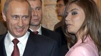Der russische Präsident Wladimir Putin und die Turnerin Alina Kabajewa bei einem Empfang im Moskauer Kreml 2004.