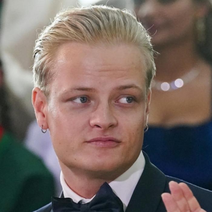 Urteil gefallen - Mette Marits Sohn kommt mit vier Jahren davon