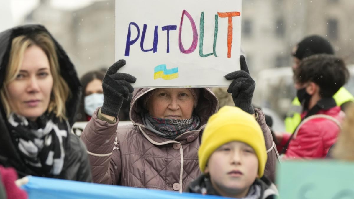 Zum Weltfrauentag am 8. M&auml;rz machen sich Aktivistinnen stark im Kampf gegen den Krieg des Kreml-Diktators Putin. (Foto)