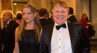 Der Moderator Peter Urban und seine Frau Laura besuchen am 23.01.2016 in Hamburg den Hamburger Presseball.