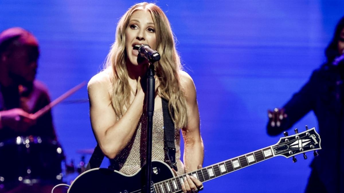 Ellie Goulding legte einen offenherzigen Auftritt hin. (Foto)