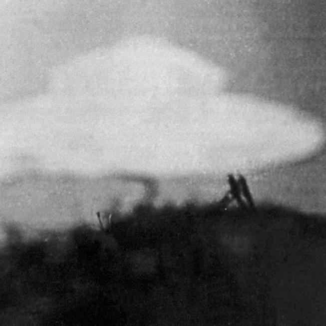 Ufo verlässt Area 51 - Ist DIESES Video echt?