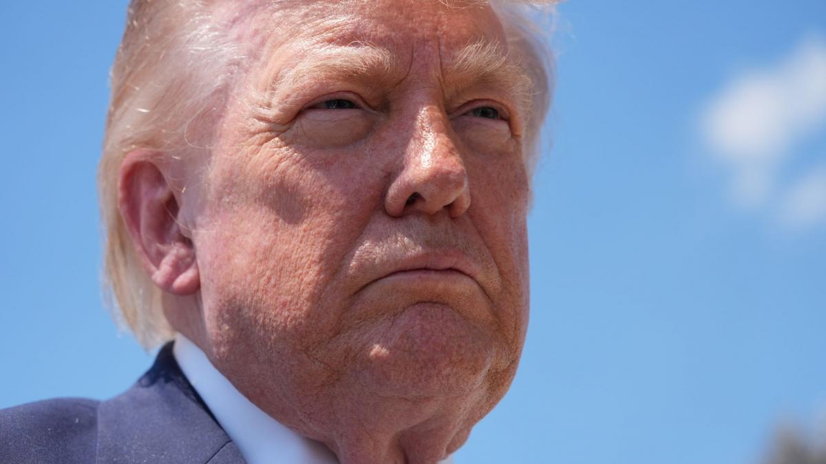 Berichten zufolge platzte Donald Trump bei einem Telefonat mit Israels Regierungschef Netanjahu gewaltig der Kragen. (Foto)