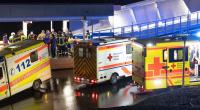Nach dem schweren Unfall auf der Bobbahn in Oberhof waren rund zwei Dutzend Kräfte von Polizei, Feuerwehr, Bergwacht und Sanitätsdienst im Einsatz.