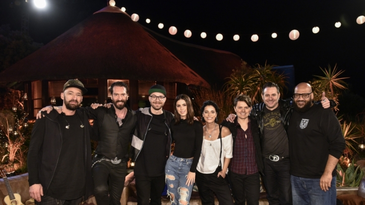 Von links: Gentleman, Alec Völkel, Mark Forster, Lena, Stefanie Kloß, Michael Patrick Kelly, Sascha Vollmer und Moses Pelham.