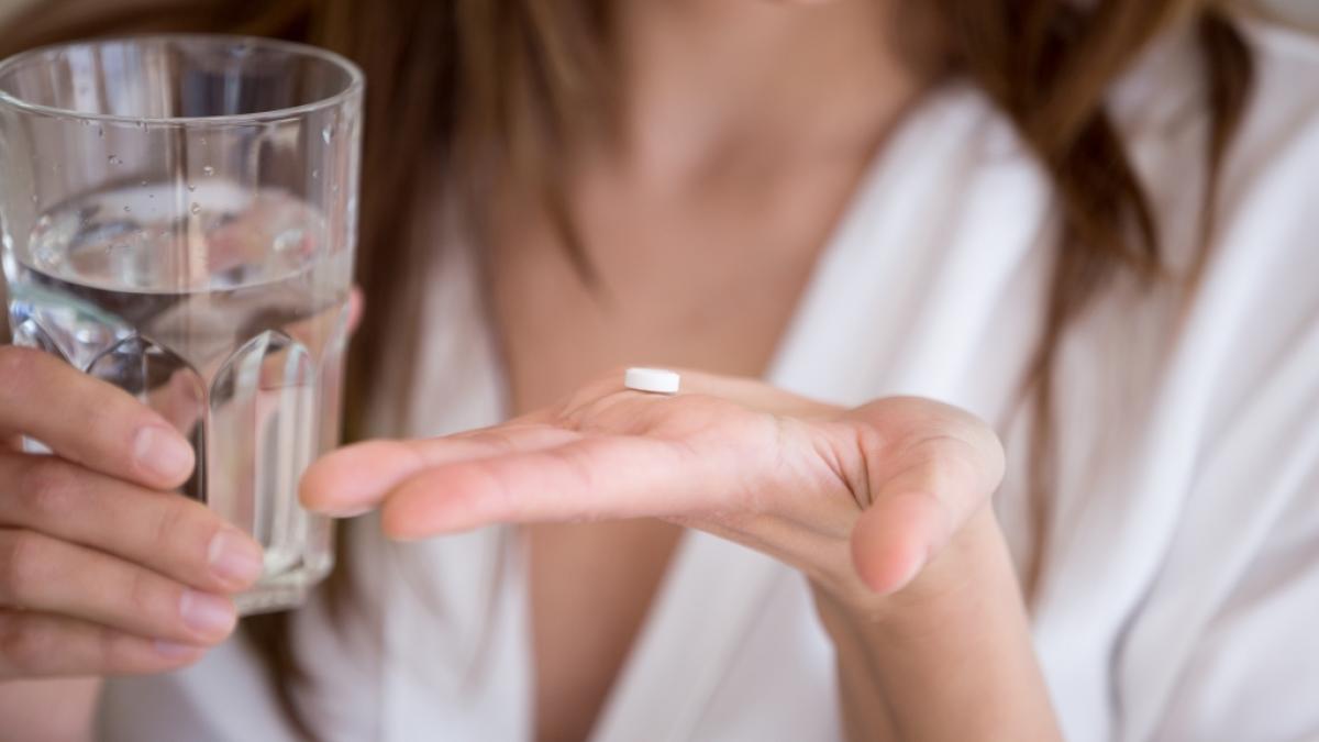 Das Schmerzmittel Ibuprofen kann durch positive Nachrichten vom Arzt eine st&auml;rkere Wirkung entfalten, sagen die Forscher. (Foto)