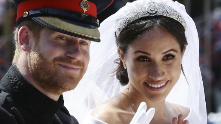 Meghan Markle durfte an ihrem Hochzeitstag eine funkelnde Tiara als Leihgabe von Queen Elizabeth II. tragen.