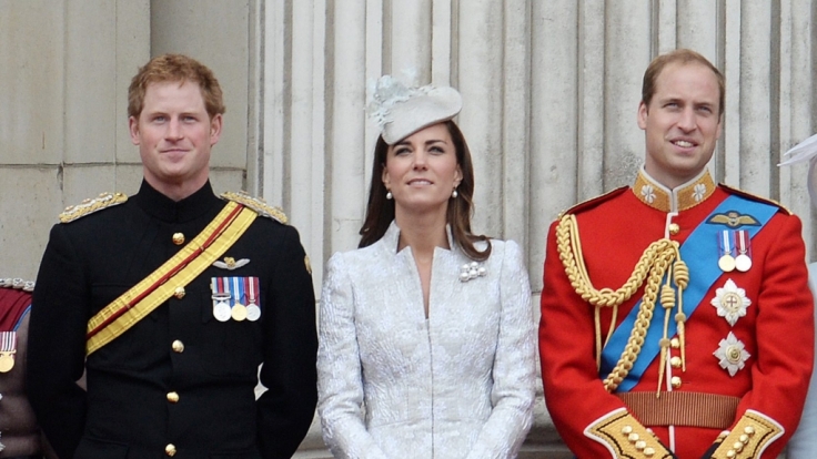 Die jungen Royals (von links): Prinz Harry, Herzogin Kate und Prinz William.