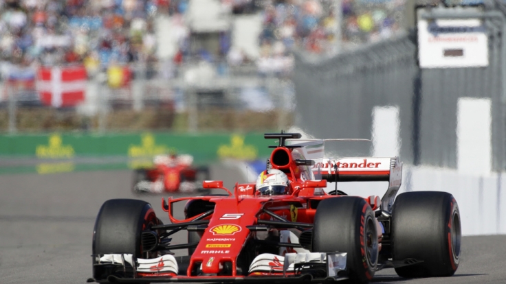 An diesem Rennwochenende macht die Formel-1 Halt in Europa. Dieses Mal findet das Duell Ferrari-Mercedes im spanischen Barcelona statt.