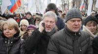 Putin-Gegner Grigori Jawlinski (Mitte) warnt vor den nuklearen Drohungen aus Russland.