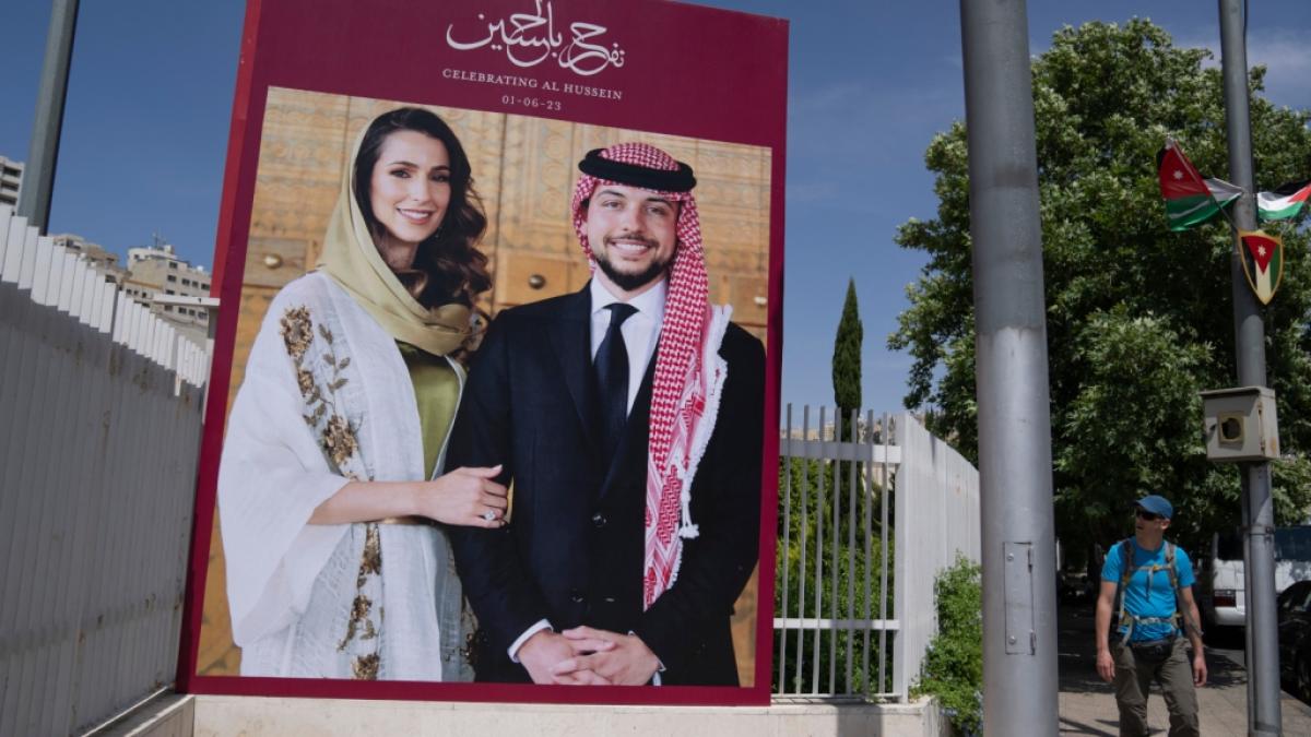 Am 1. Juni 2023 geben sich Jordaniens Kronprinz Hussein bin Abdullah II. und seine Verlobte Radschwa Al Saif das a-Wort - und die Cr&egrave;me de la Cr&egrave;me der Adels- und Promiwelt feiert mit. (Foto)
