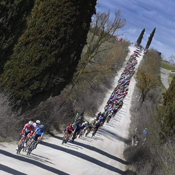Olympiasieger Pidcock gewinnt Schotterrennen Strade Bianche