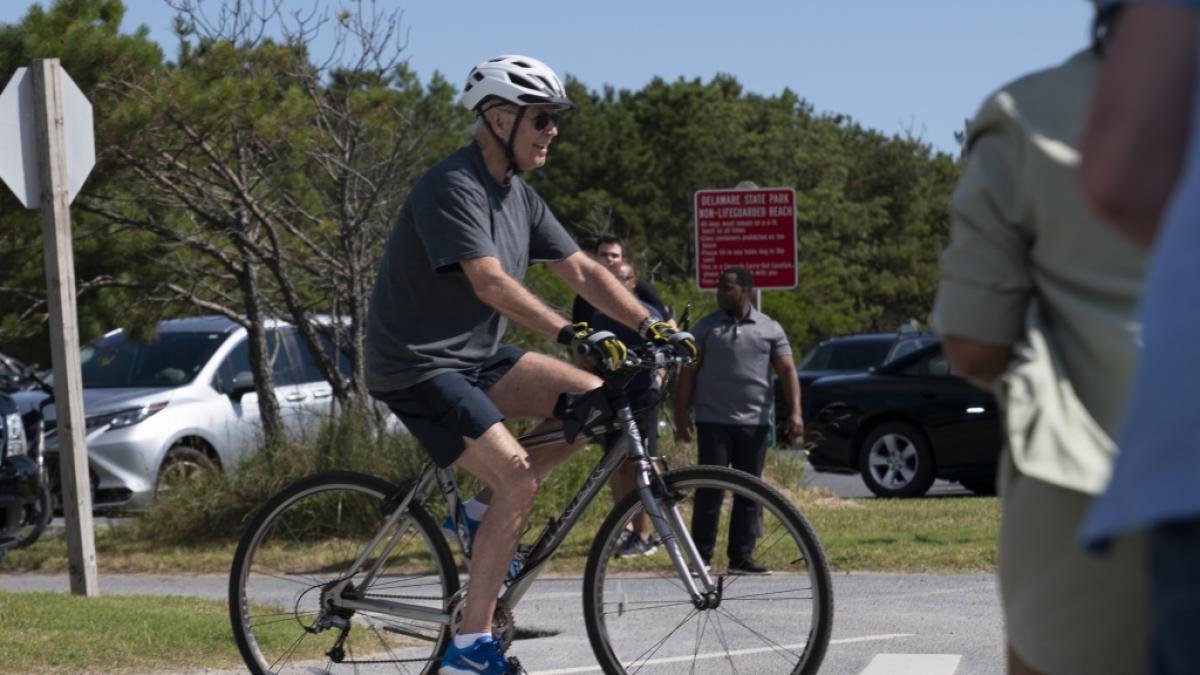 Joe Biden ist von seinem Rad gest&uuml;rzt. (Foto)