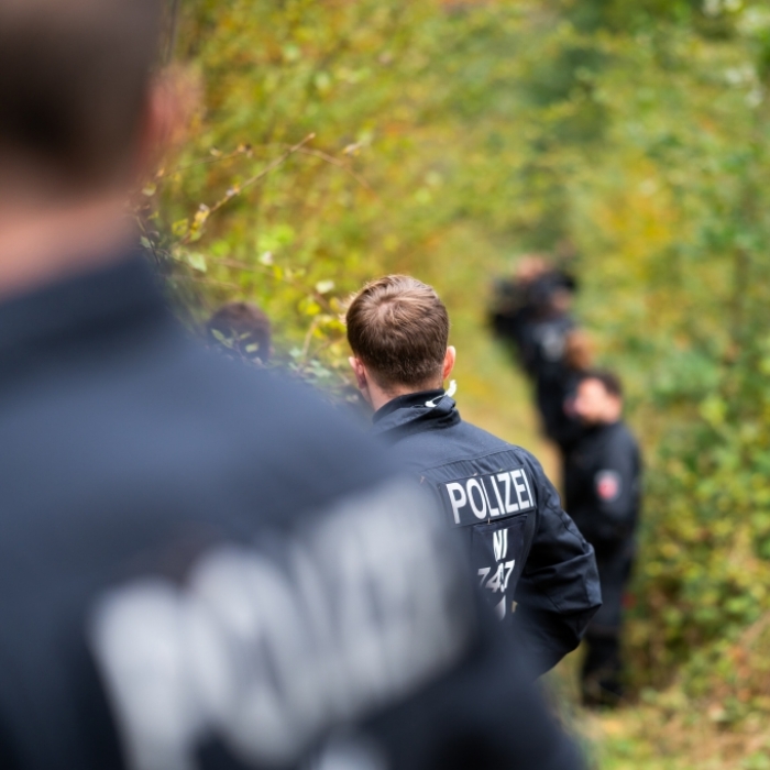 Betrüger geben sich als Bankmitarbeiter und Polizeibeamter aus