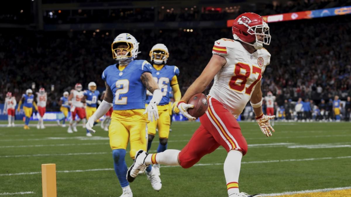Travis Kelce jubelt seinen Touchdown am 05.09.2025. (Symbolbild) (Foto)