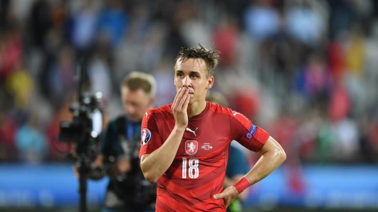 Die Fußball-Welt trauert um Josef Sural.