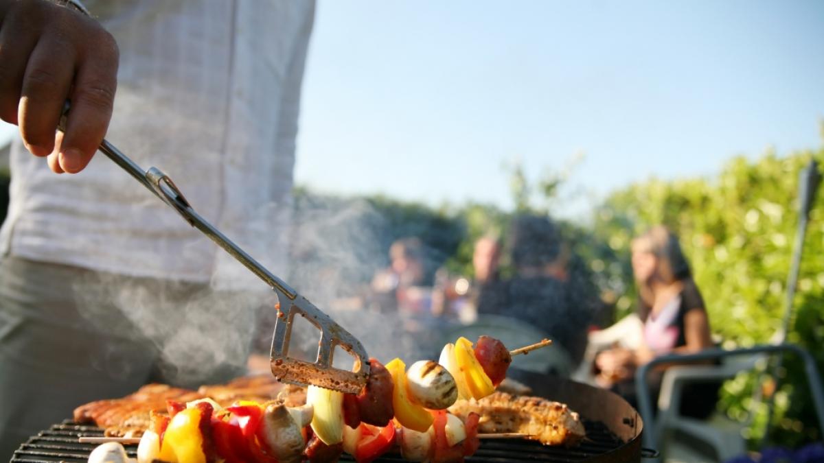 Beim Grillen kann man ungesunde Fehler machen. (Foto)