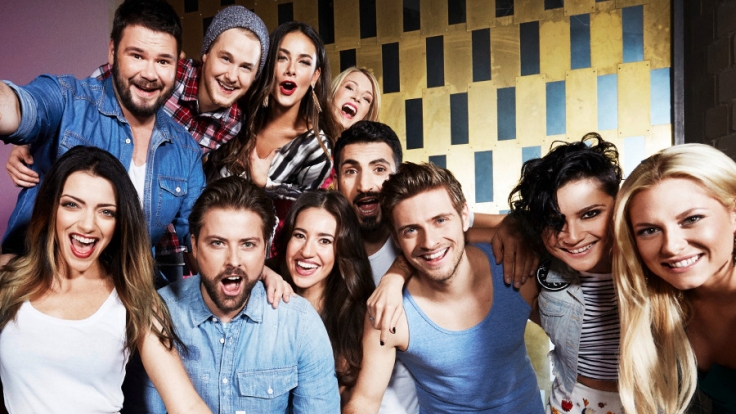 Gerade läuft die Jubiläumsfolge der RTL-Kultserie, da schlagen die Herzen der Fans erneut höher: Drei ehemalige GZSZ-Stars wollen zurück ans Set!