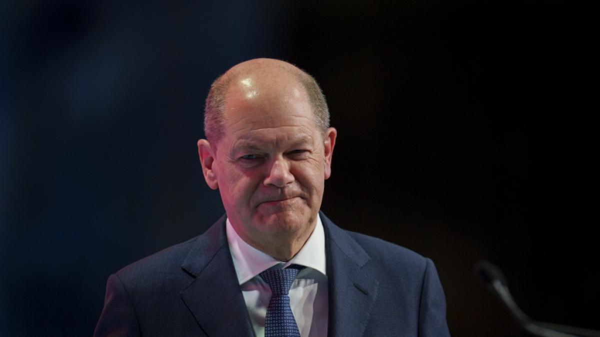So schlecht wie er stand noch nie ein Kanzler da: Nach zwei Jahren im Amt scheint Olaf Scholz unbeliebter denn je. (Foto)