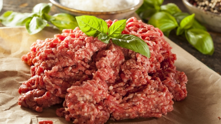 Lidl ruft aktuell Hackfleisch zurück - wegen Verletzungsgefahr.