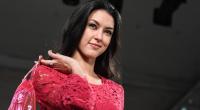 Rebecca Mir zeigt sich verführerisch im Netz.